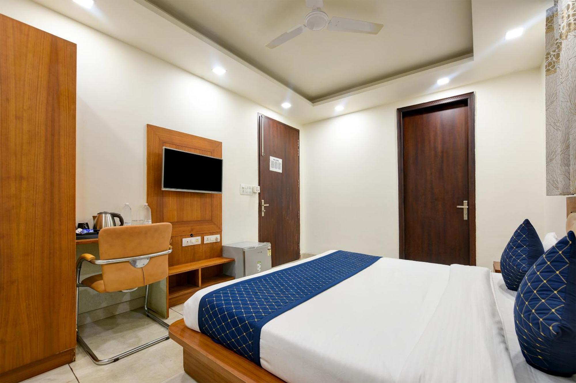 Hotel Leaf 9 Boutique, Near Golf Course Road And Galleria Market Gurgaon Exterior foto